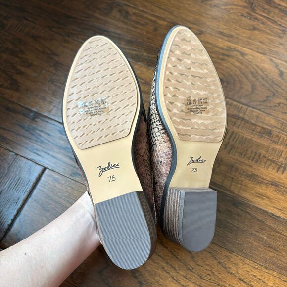 NWOB Zodiac Leather Snake Print Reptile Mules Sz 7.5 - Picture 7 of 11